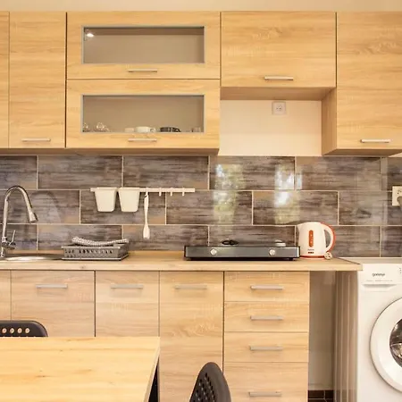 Utulny Byt Na Ulici Vrsovcu Apartment *